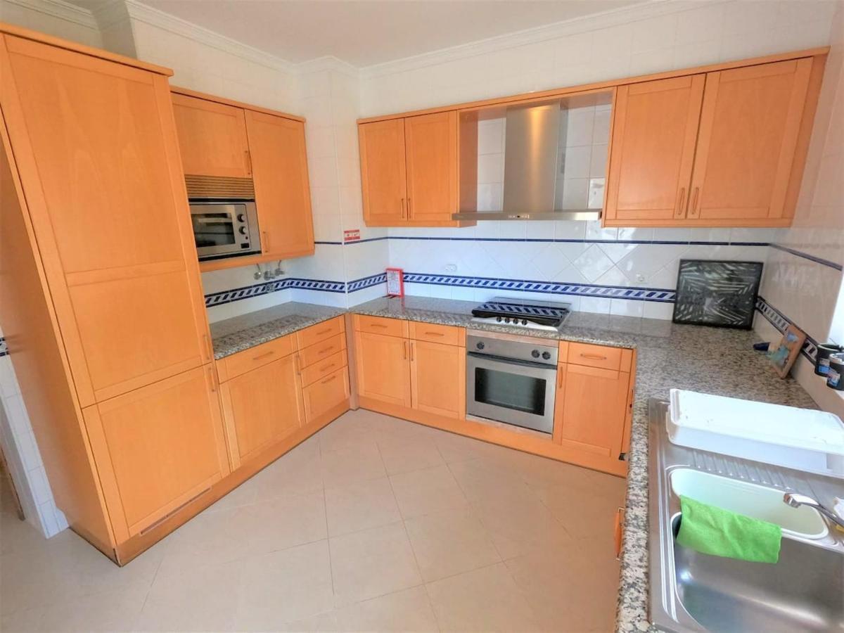 Algarve Modern T1 Apartment With Balcony In Albufeira Exterior photo